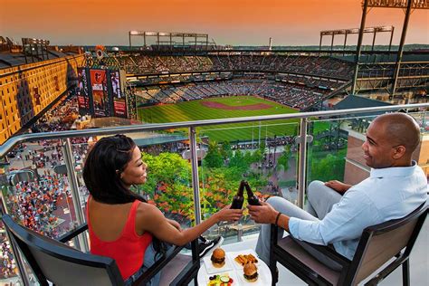 baltimore orioles hotels with bar
